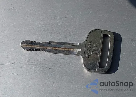 1998 Toyota Tacoma z USA, uszkodzony, nr VIN 4TAVL52N8WZ080909